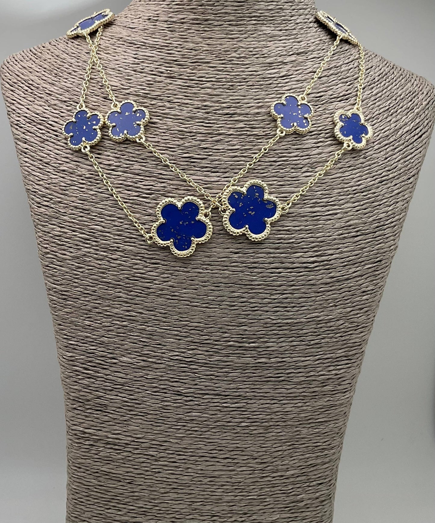 Assorted Genuine Stone Clover Station Statement Necklaces: Turquoise